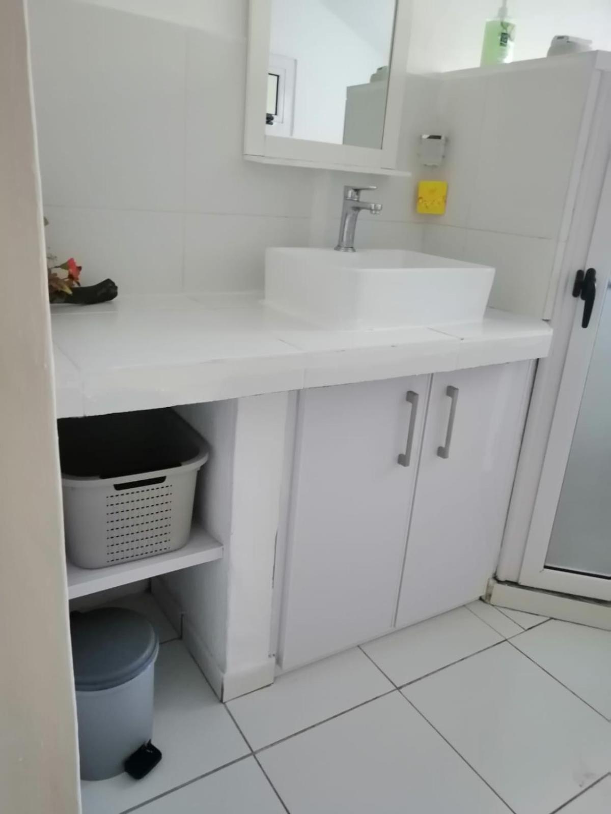 Koeuris Apartment La Gaulette Zimmer foto